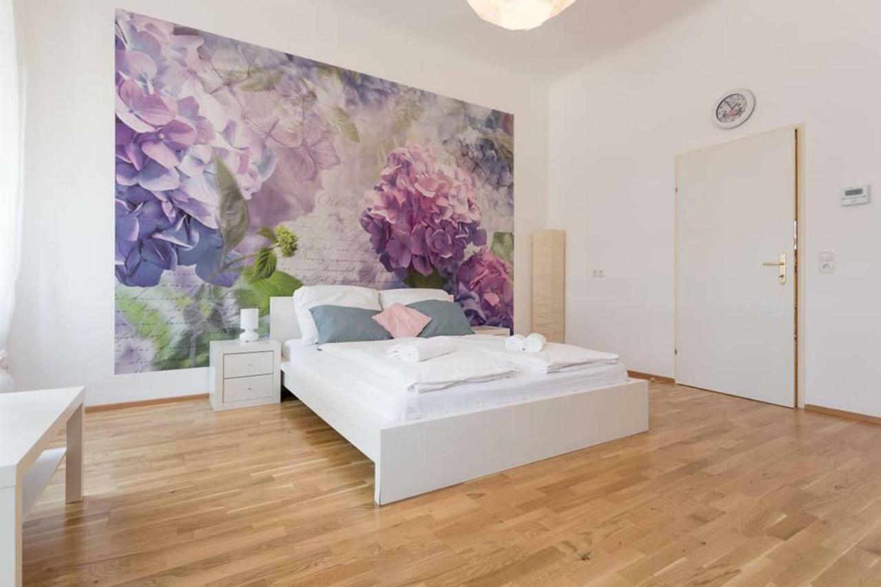 Spacious Vienna Central Station Residence Экстерьер фото