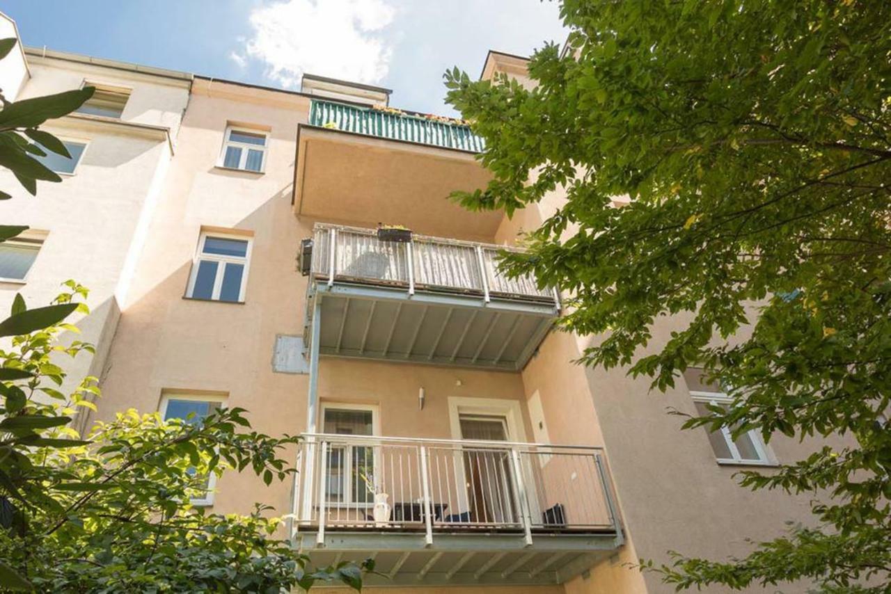 Spacious Vienna Central Station Residence Экстерьер фото