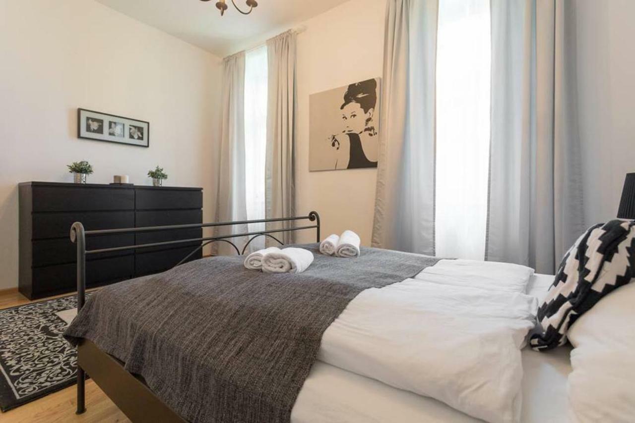 Spacious Vienna Central Station Residence Экстерьер фото