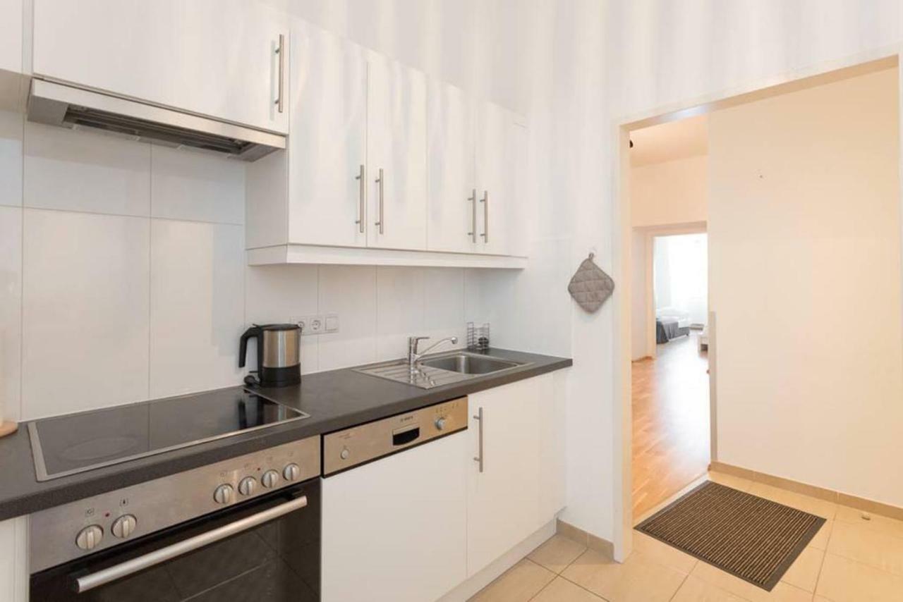 Spacious Vienna Central Station Residence Экстерьер фото